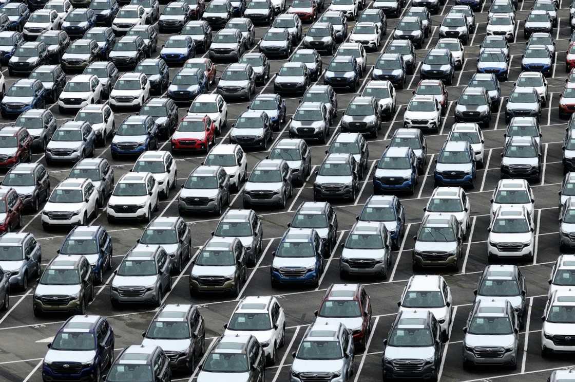 President Trump paused new tariffs on car imports from Mexico and Canada for one month, but the threat of levies on autos still looms President Trump paused new tariffs on car imports from Mexico and Canada for one month, but the threat of levies on autos still looms