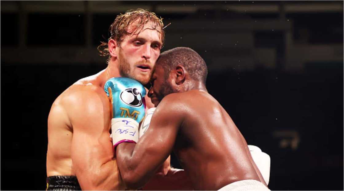 Panic for Floyd Mayweather As YouTuber-Turned Boxer Vows to Defeat Retired Legend Panic for Floyd Mayweather As YouTuber-Turned Boxer Vows to Defeat Retired Legend