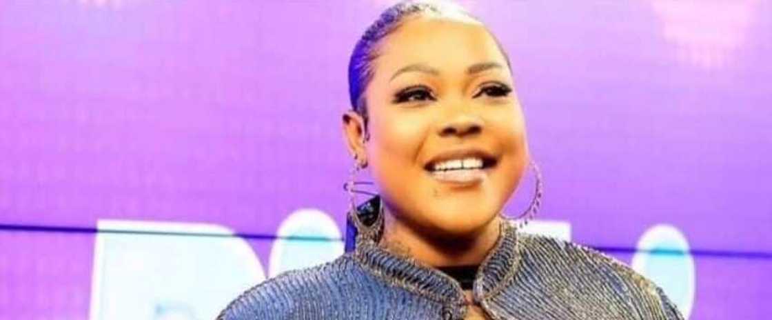 Mona Gucci Mona Gucci