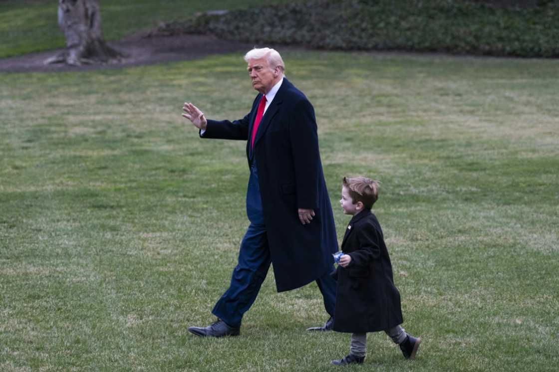 Musk, and his son, took frequent helicopter rides with Trump