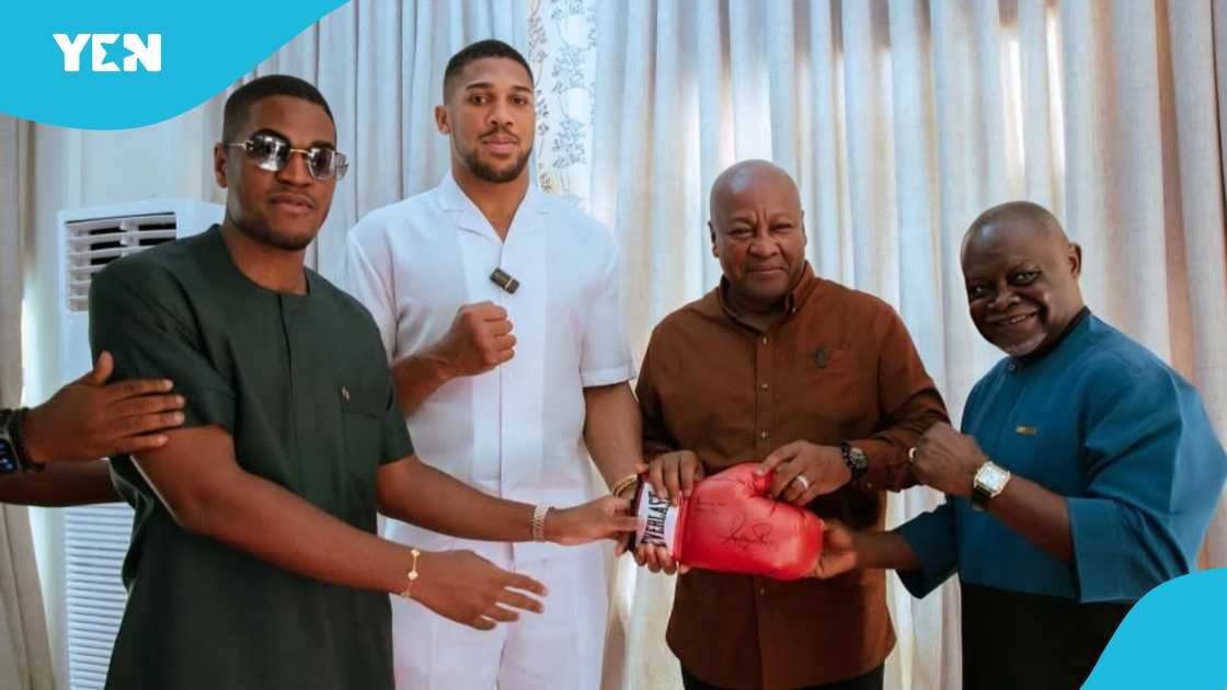 Sharaf Mahama, Anthony Joshua, Battle of the Beasts, British Boxing Board of Control, Azumah Nelson, President John Mahama, Jubilee House, Ghana Boxing Authority. Sharaf Mahama, Anthony Joshua, Battle of the Beasts, British Boxing Board of Control, Azumah Nelson, President John Mahama, Jubilee House, Ghana Boxing Authority.
