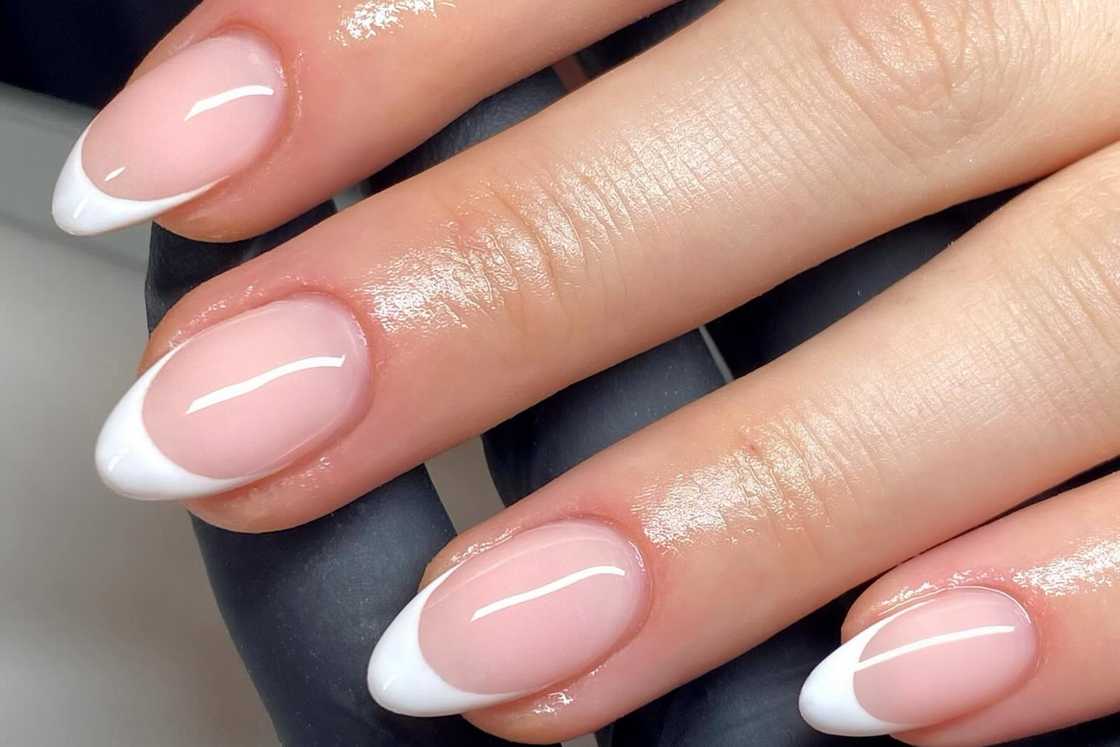 White nails with design