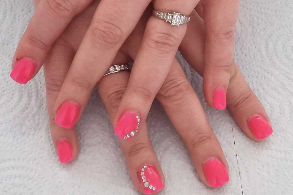 unique classy short nail designs