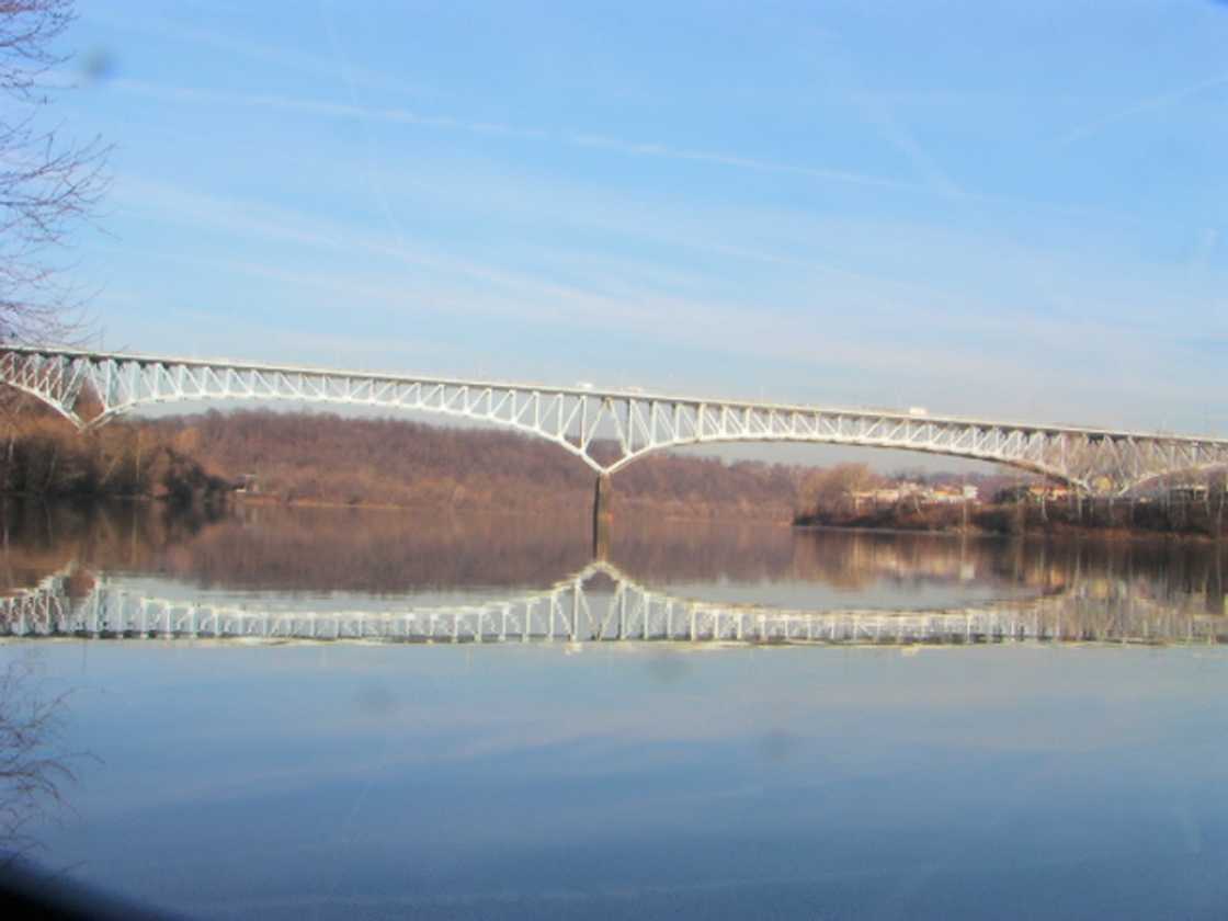 How many bridges are in Pittsburgh How many bridges are in Pittsburgh