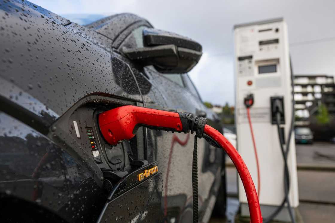 Norway aims for all new cars sold to be 'zero emission' starting in 2025, which is 10 years ahead of the goal set by the European Union Norway aims for all new cars sold to be 'zero emission' starting in 2025, which is 10 years ahead of the goal set by the European Union