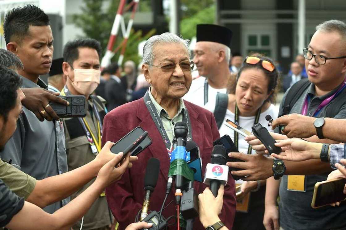 Malaysia's Mahathir Mohamad, who is running for re-election to parliament, already holds the world record for oldest serving prime minister Malaysia's Mahathir Mohamad, who is running for re-election to parliament, already holds the world record for oldest serving prime minister