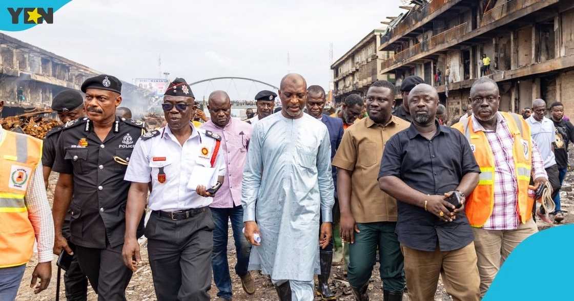 Adum Market: Traders Seek Forgiveness, From Muntaka, Vow To Accept Rice And Oil As Donations, Video Adum Market: Traders Seek Forgiveness, From Muntaka, Vow To Accept Rice And Oil As Donations, Video