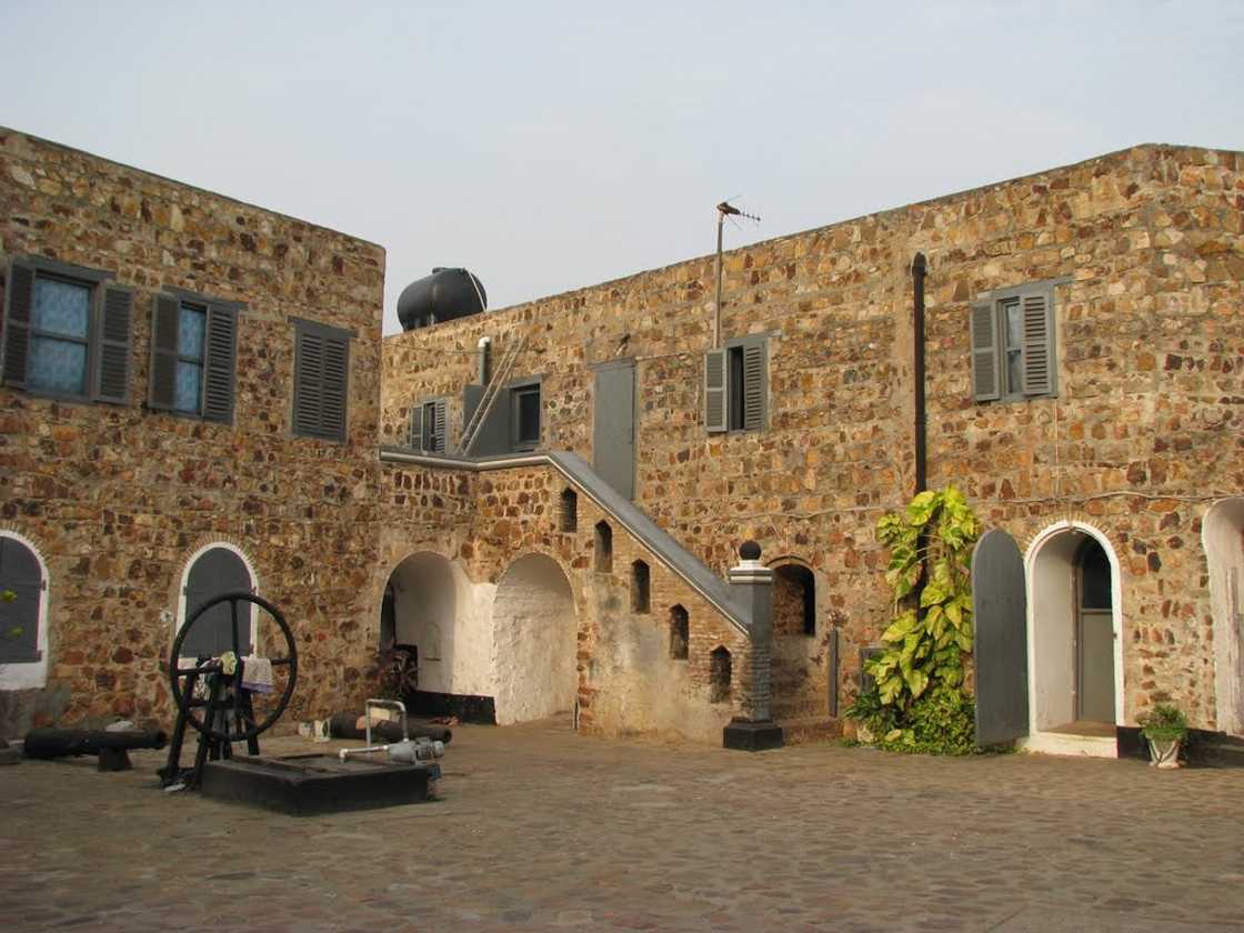 Historical sites in Ghana Historical sites in Ghana