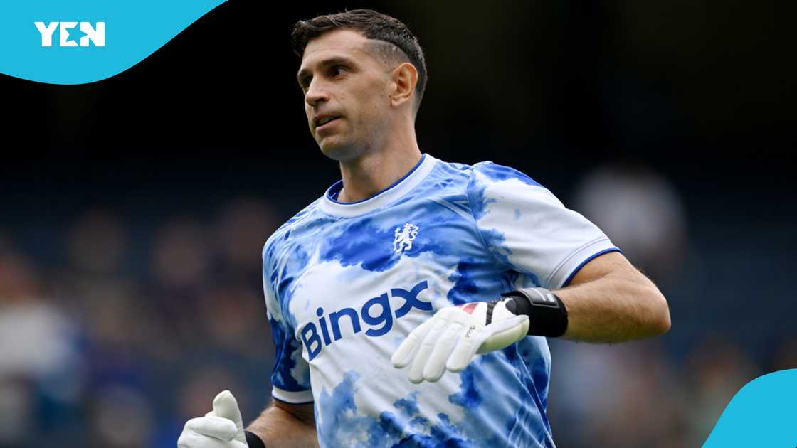 Emiliano Martinez, Chelsea, Martinez transfer, Chelsea signings, Aston Villa, Xabi Alonso Chelsea, Emi Martinez Chelsea debut, Juventus interest in Martinez. Emiliano Martinez, Chelsea, Martinez transfer, Chelsea signings, Aston Villa, Xabi Alonso Chelsea, Emi Martinez Chelsea debut, Juventus interest in Martinez.