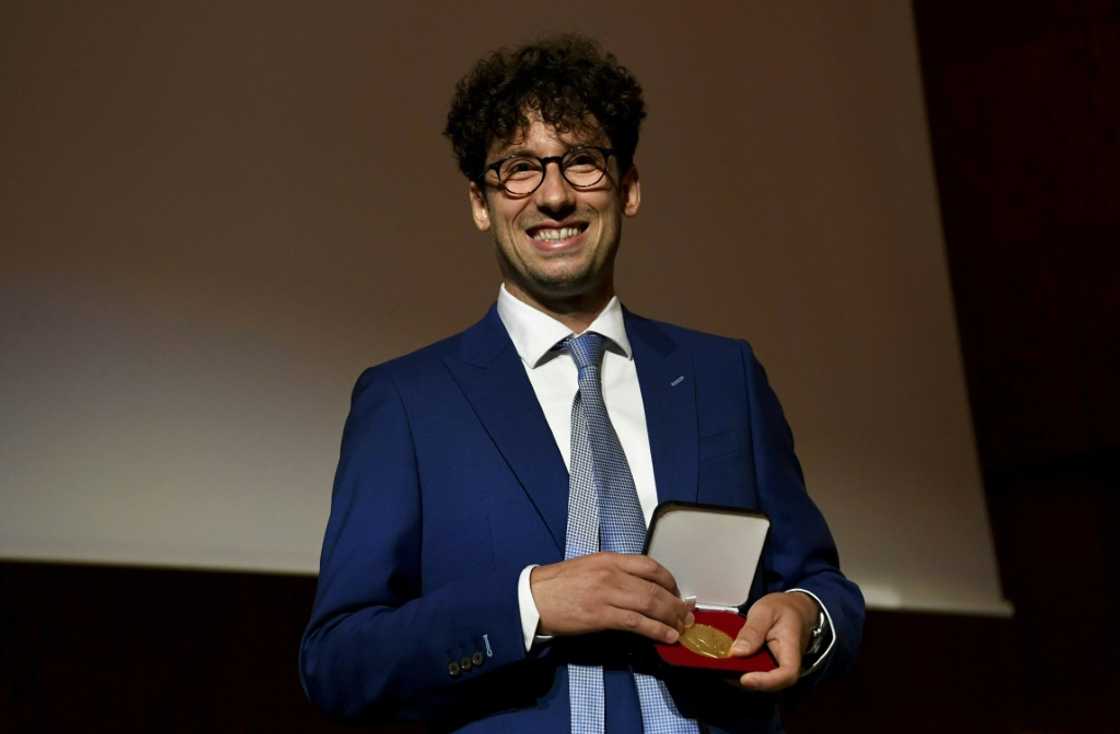 France's Hugo Duminil-Copin won his medal for solving 'long-standing problems in the probabilistic theory of phase transitions' France's Hugo Duminil-Copin won his medal for solving 'long-standing problems in the probabilistic theory of phase transitions'