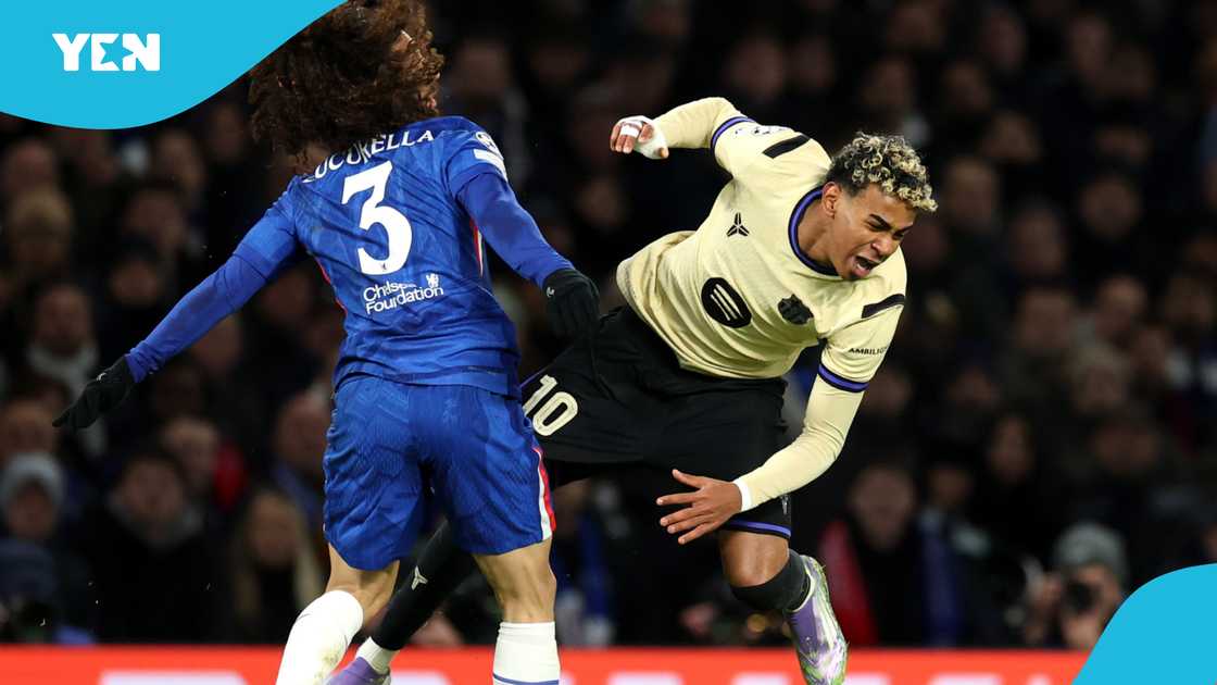 Lamine Yamal, Chelsea, Robert Sanchez, Marc Cucurella, Barcelona, Champions League, Yamal in Cucurella's pocket. Lamine Yamal, Chelsea, Robert Sanchez, Marc Cucurella, Barcelona, Champions League, Yamal in Cucurella's pocket.