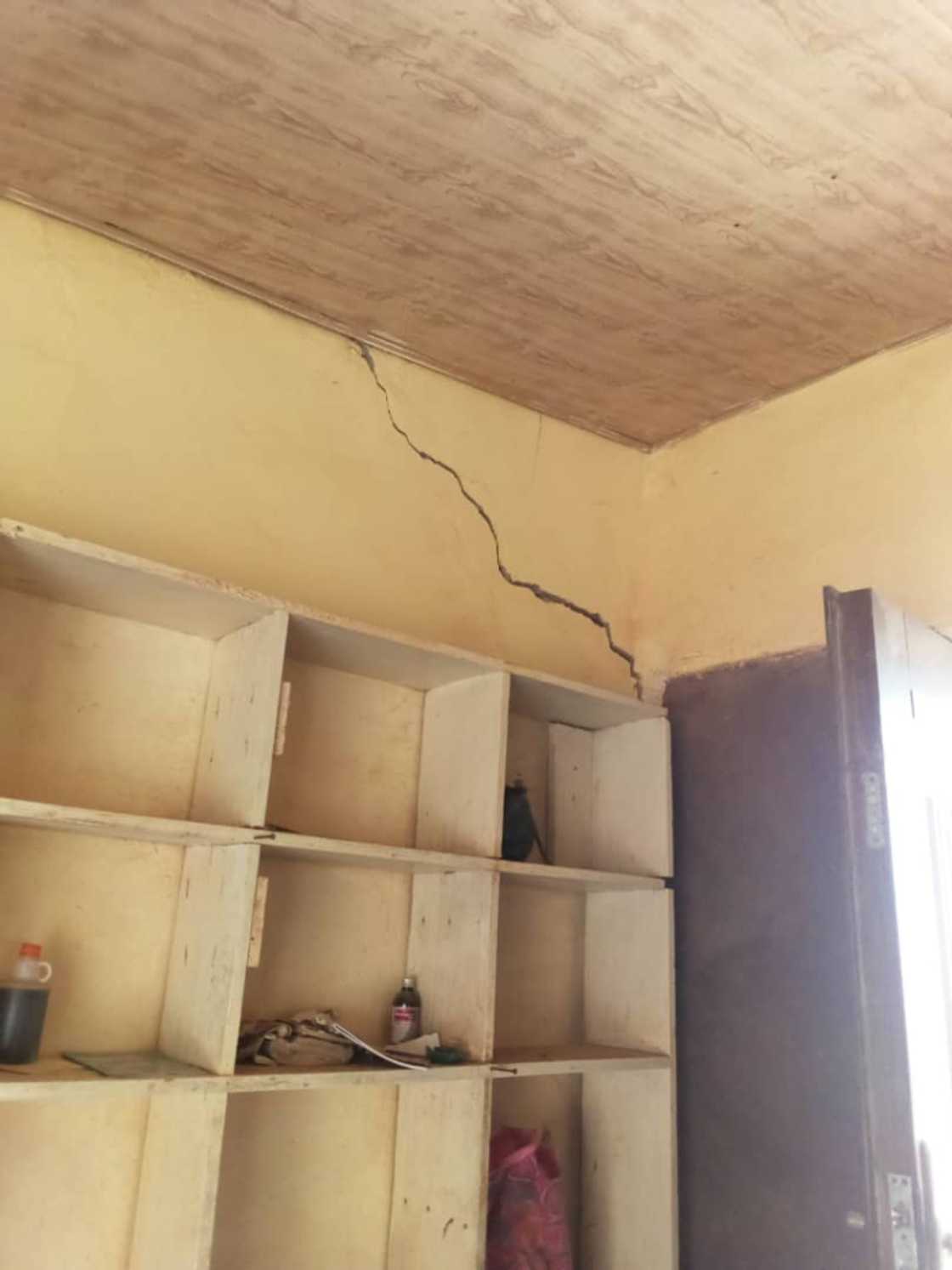 Fear grips Bortianor residents as construction works by Chinese firm strikes artificial earthquakes Fear grips Bortianor residents as construction works by Chinese firm strikes artificial earthquakes