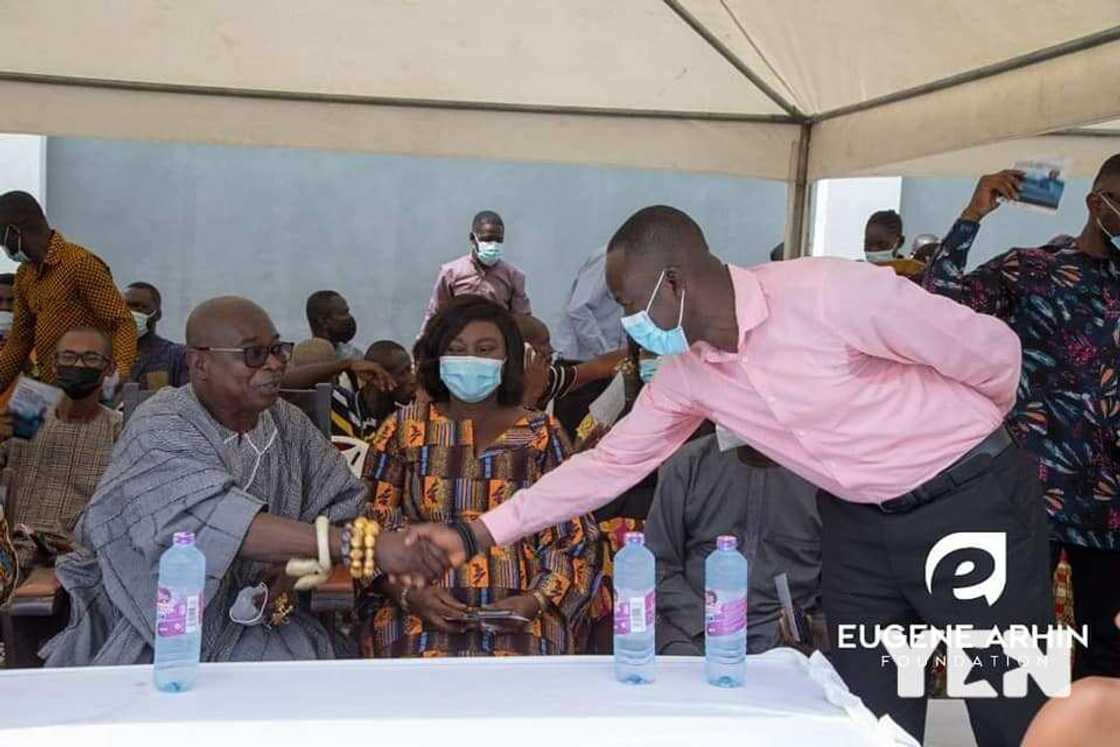 Eugene Arhin Foundation Builds New Library For Awutu Beraku Community