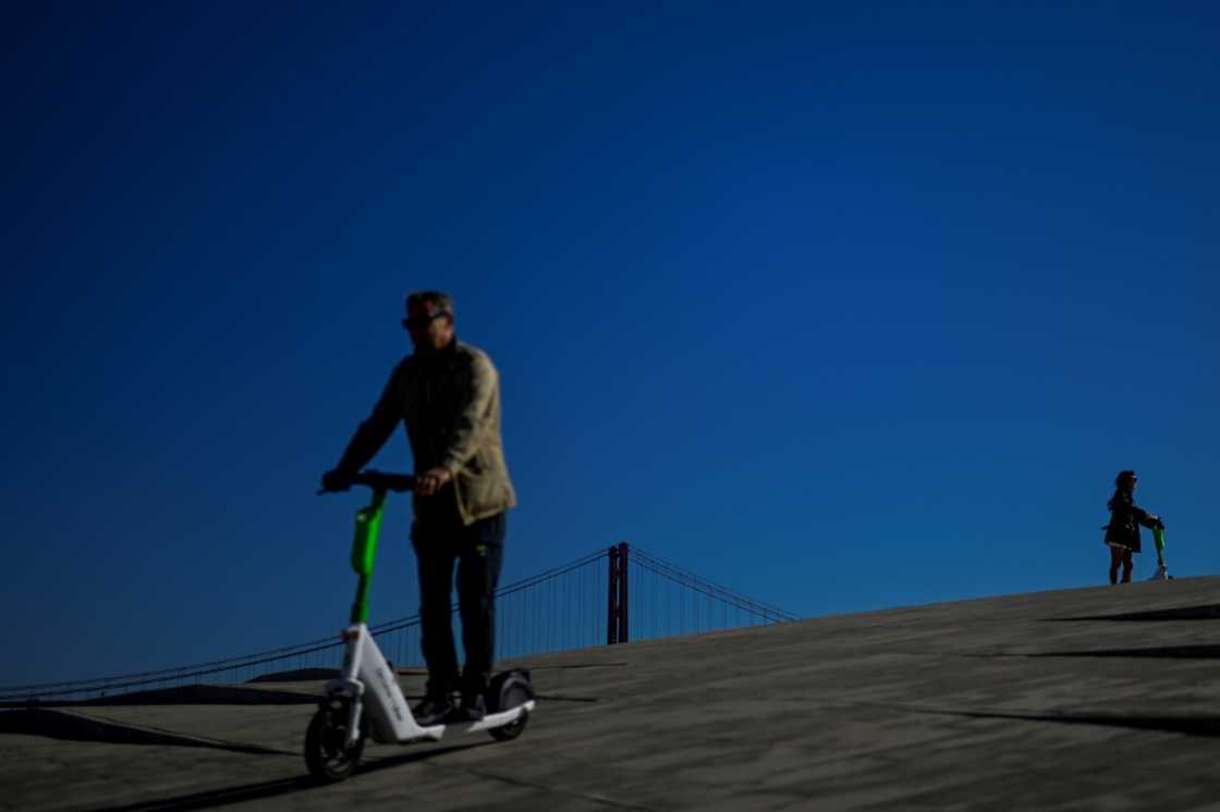 Approximately 7,000 Americans are now living in Portugal, with numbers growing Approximately 7,000 Americans are now living in Portugal, with numbers growing