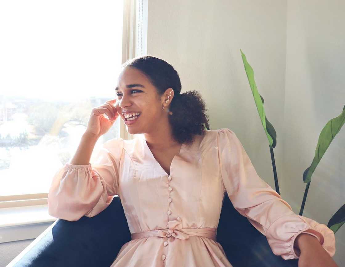 Isabella Cameron Isabella Cameron