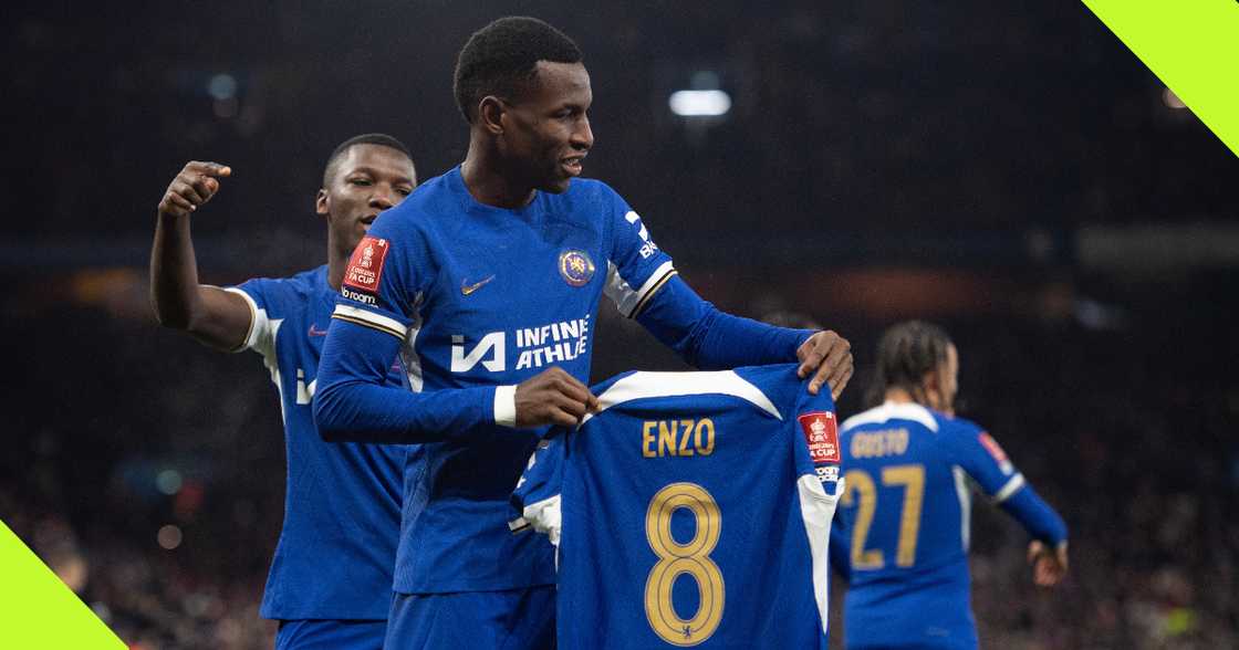 Nicolas Jackson supports Enzo Fernandez Nicolas Jackson supports Enzo Fernandez