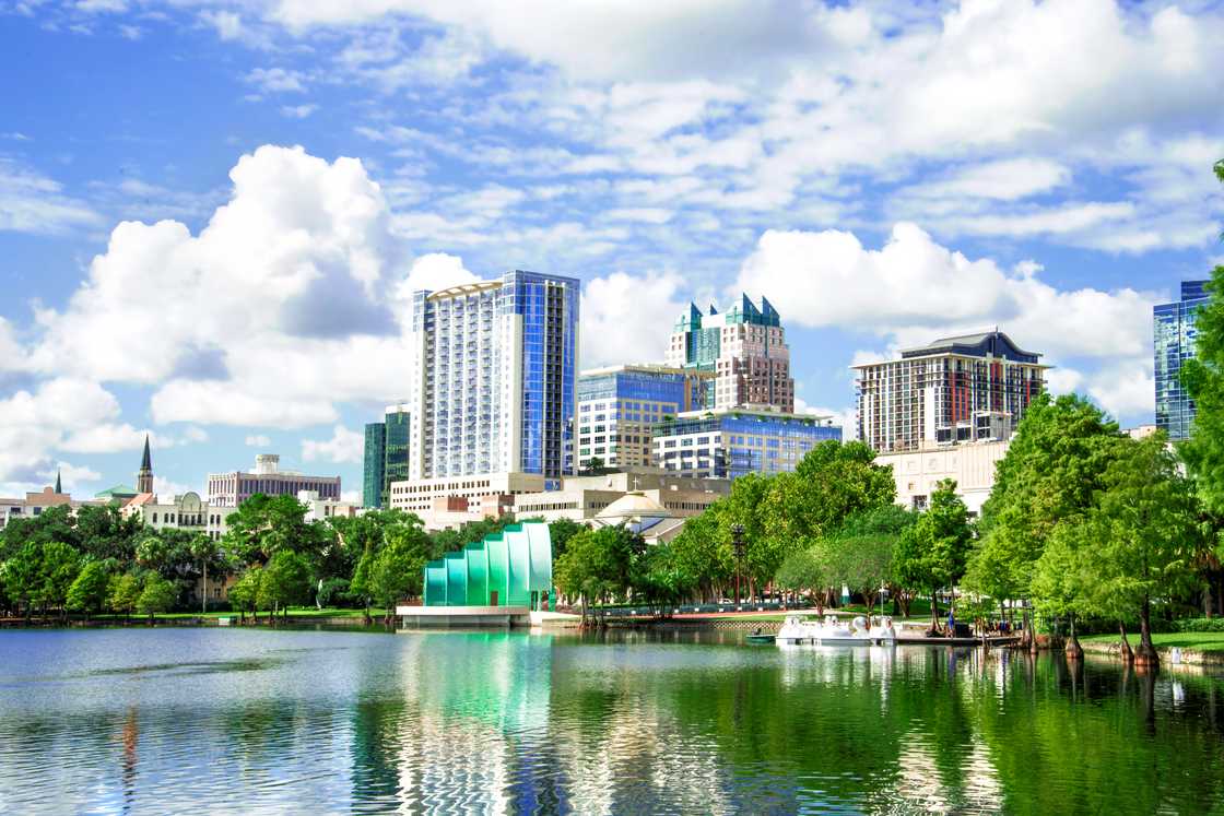 Lake Eola view in Orlando Florida