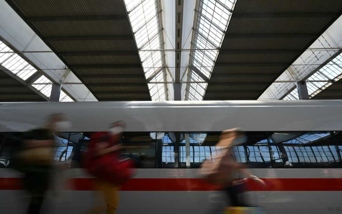Brussels is working to remove barriers to cross-border rail travel with a view to boosting high-speed rail links across Europe Brussels is working to remove barriers to cross-border rail travel with a view to boosting high-speed rail links across Europe