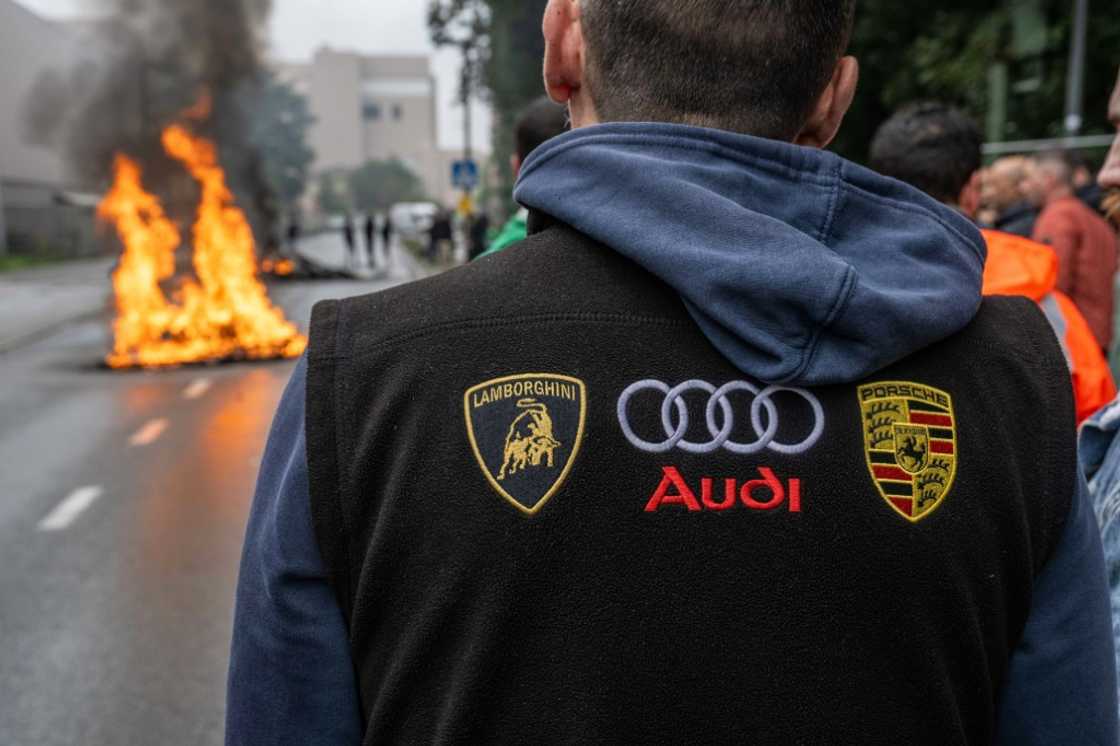 With 3,000 jobs on the line, Audi workers in Brussels have launched a prolonged strike, with a large demonstration planned in the city centre