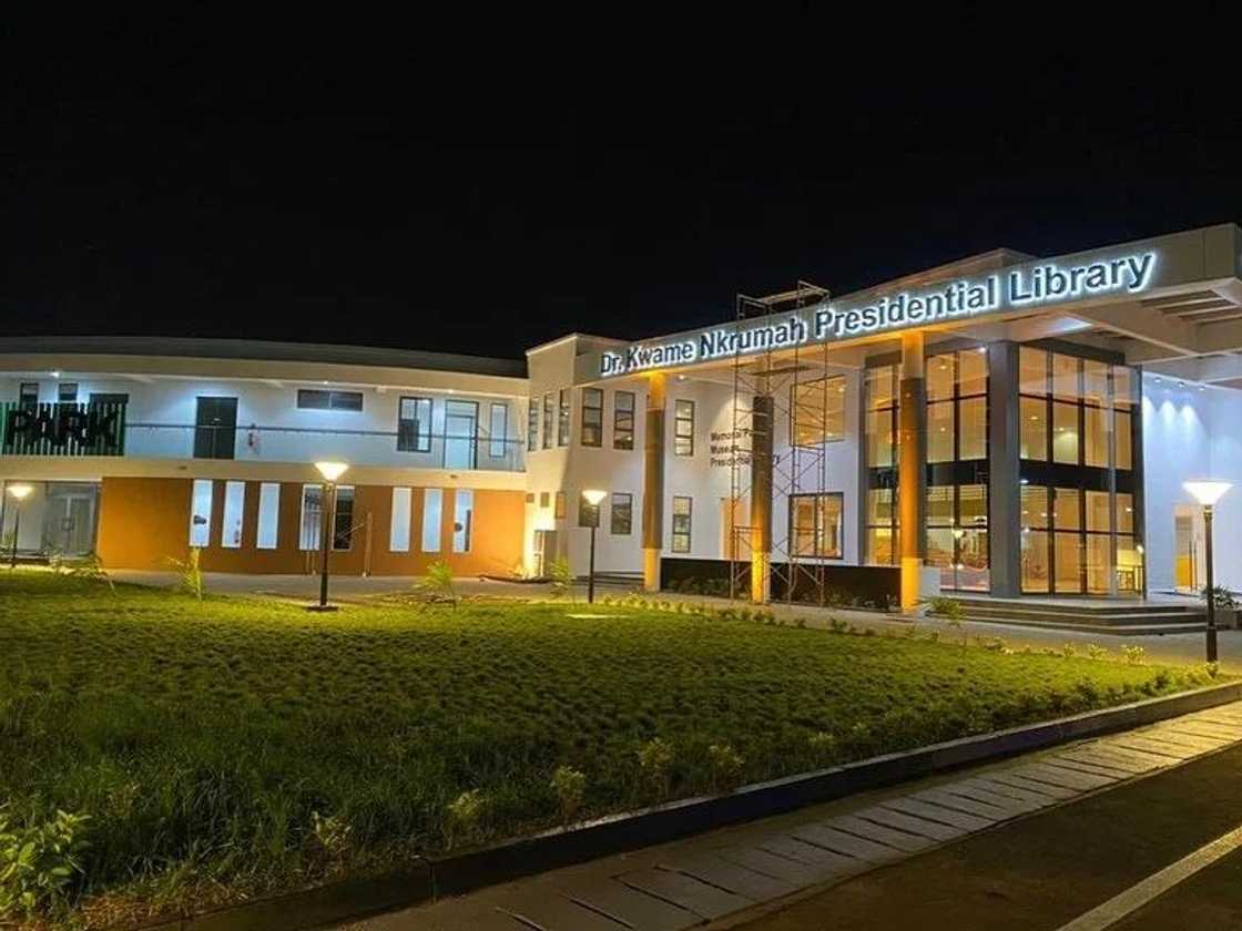 The new Nkrumah mausoleum will also feature a presidential library. The new Nkrumah mausoleum will also feature a presidential library.