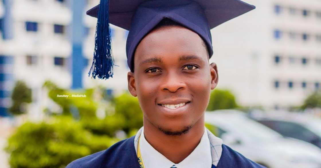 Overall best graduating student in 2021 Overall best graduating student in 2021