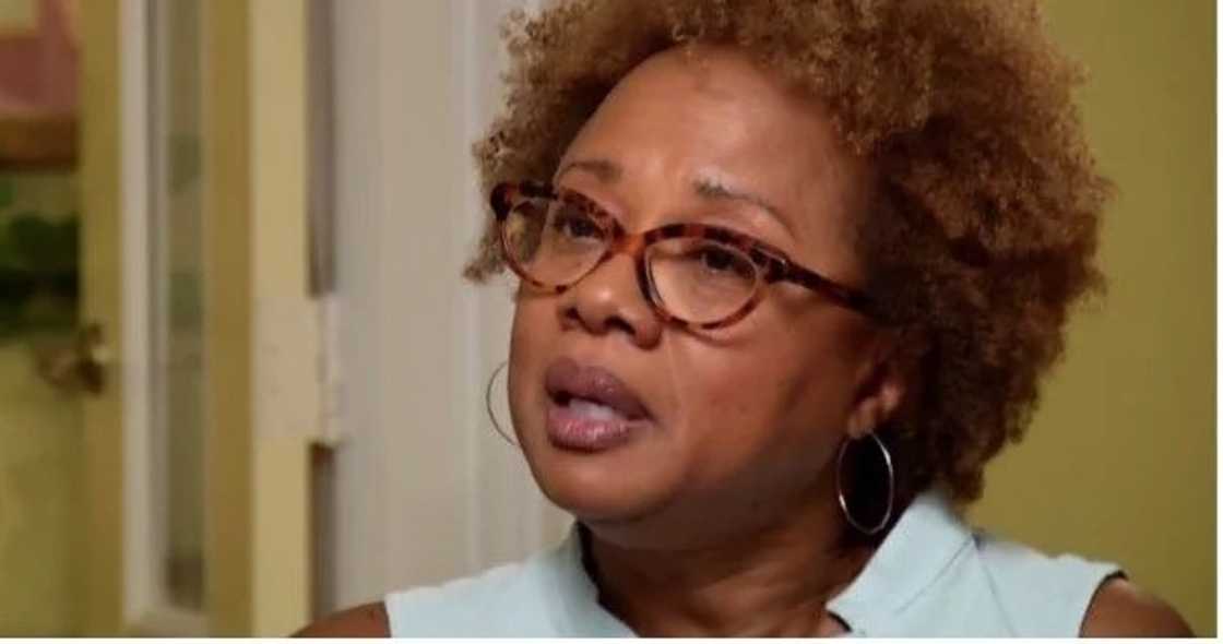 Blind Man Files For Divorce After Learning His Wife Is Black Blind Man Files For Divorce After Learning His Wife Is Black