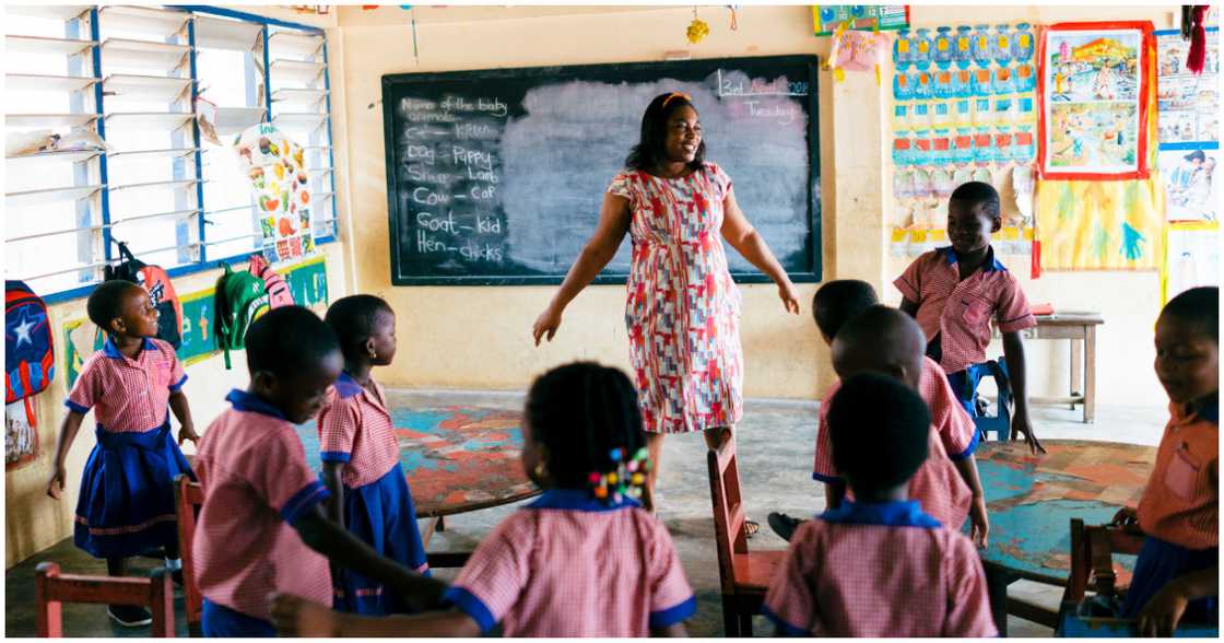 A picture of today's children in a classroom