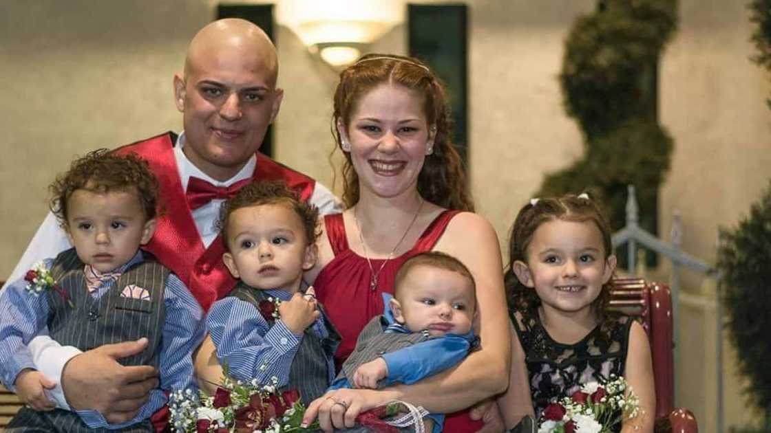 Jessica was moved by the kindness. Jessica was moved by the kindness.