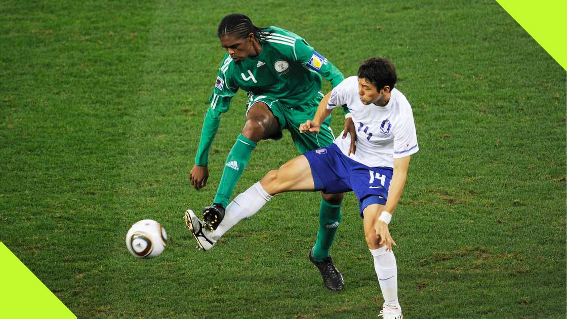 Nwankwo Kanu playing for Nigeria against South Korea at the 2010 FIFA World Cup in South Africa. Nwankwo Kanu playing for Nigeria against South Korea at the 2010 FIFA World Cup in South Africa.