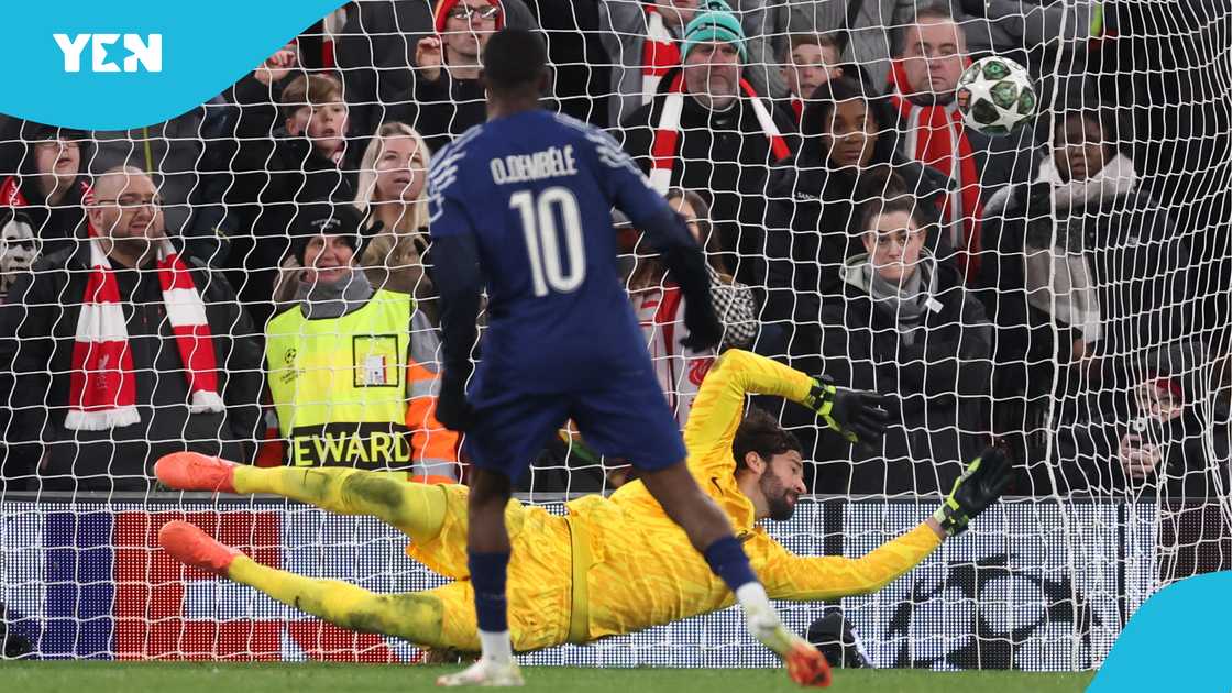 Ousmane Dembele: Why PSG Star Takes Penalties With His Weak Foot Ousmane Dembele: Why PSG Star Takes Penalties With His Weak Foot