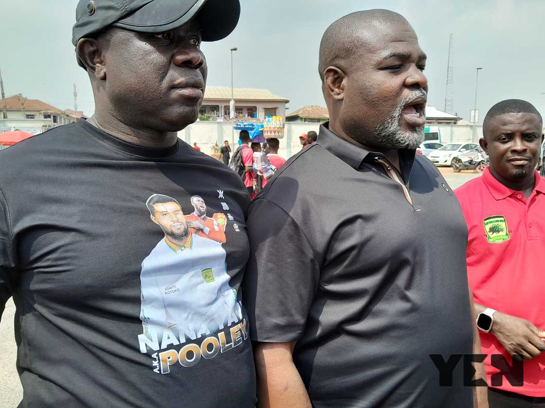 Former Asante Kotoko NCC chairman Christopher Damenya (second from left) is of the opinion that Pooley should always be remembered in Ghana football Former Asante Kotoko NCC chairman Christopher Damenya (second from left) is of the opinion that Pooley should always be remembered in Ghana football