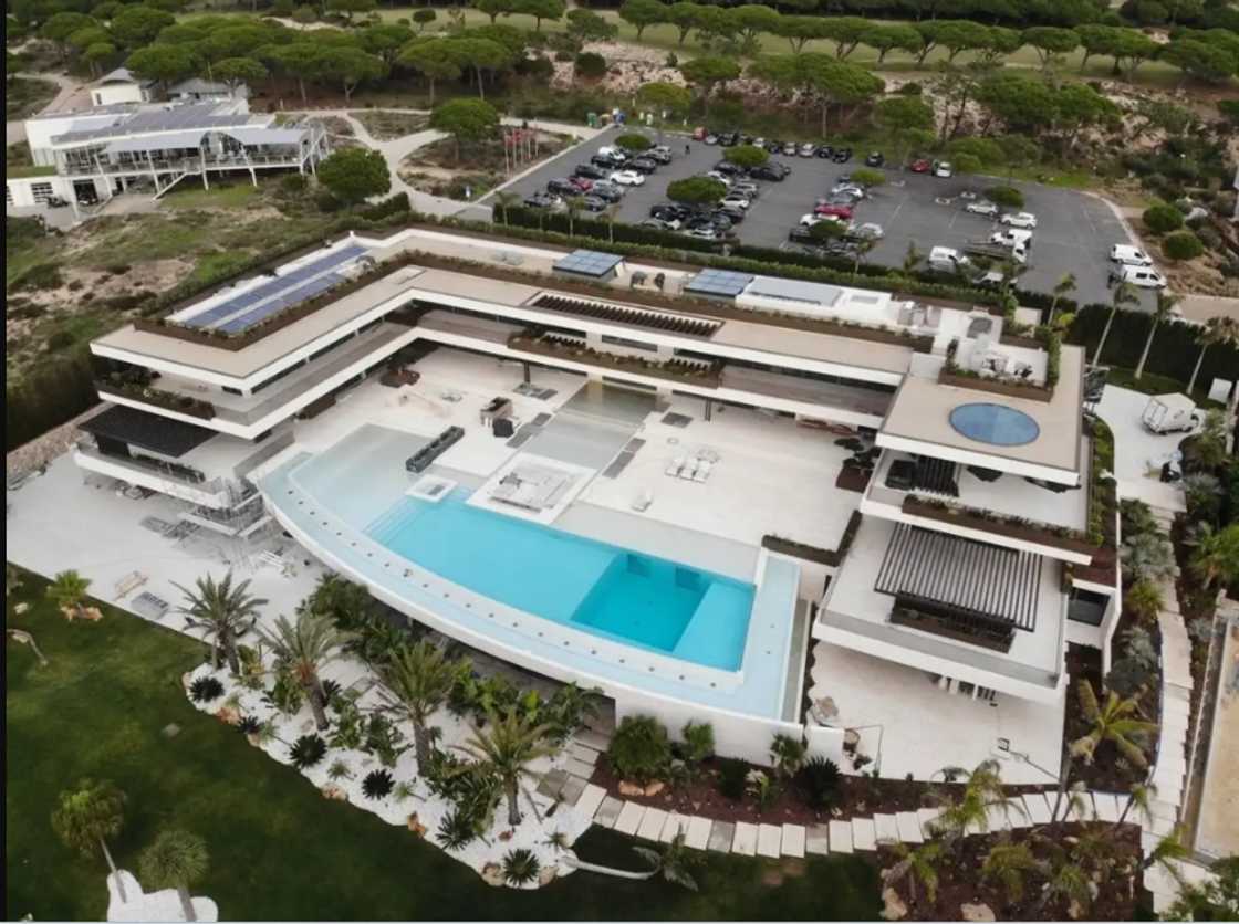 Cristiano Ronaldo’s £30m Mansion, Cristiano Ronalo AL Nassr, Cristiano Ronaldo property, Cristiano Ronaldo goals