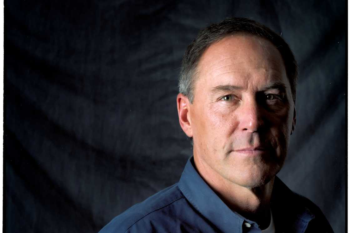 Portrait of former 49ers player Dwight Clark