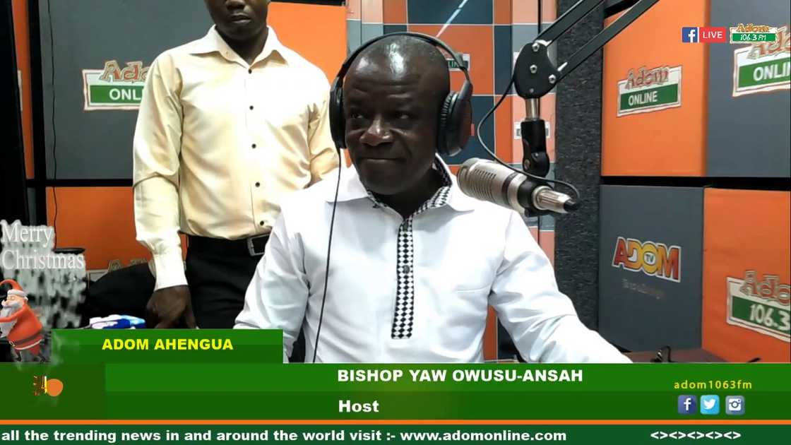 Bishop Owusu Ansah escapes death in car accident, photos drop Bishop Owusu Ansah escapes death in car accident, photos drop