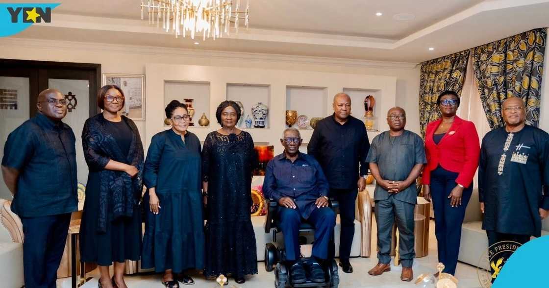John Agyekum Kufuor, President John Mahama, Lordina Mahama, Vice President, Prof Jane Naana Opoku-Agyemang, helicoper crash