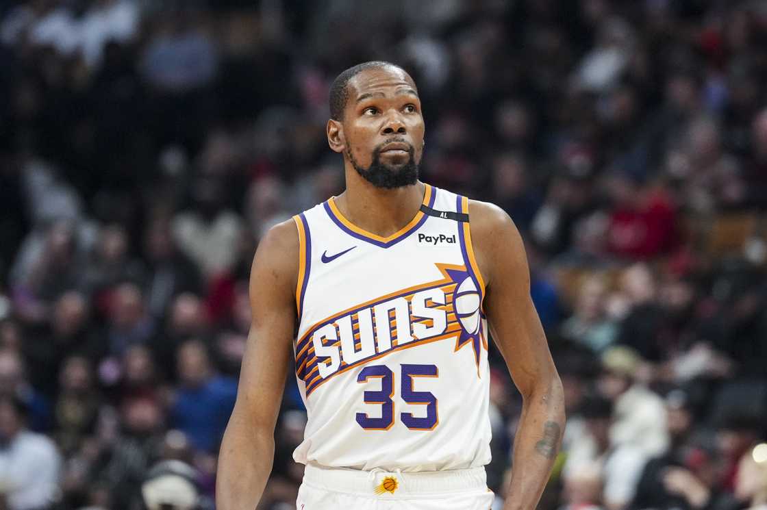 Kevin Durant looks on against the Toronto Raptors at Scotiabank Arena Kevin Durant looks on against the Toronto Raptors at Scotiabank Arena