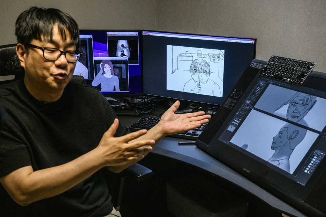 Supported by South Korea's ultra-fast internet and smartphone-crazy populace, webtoons are fast becoming the country's latest viral cultural export