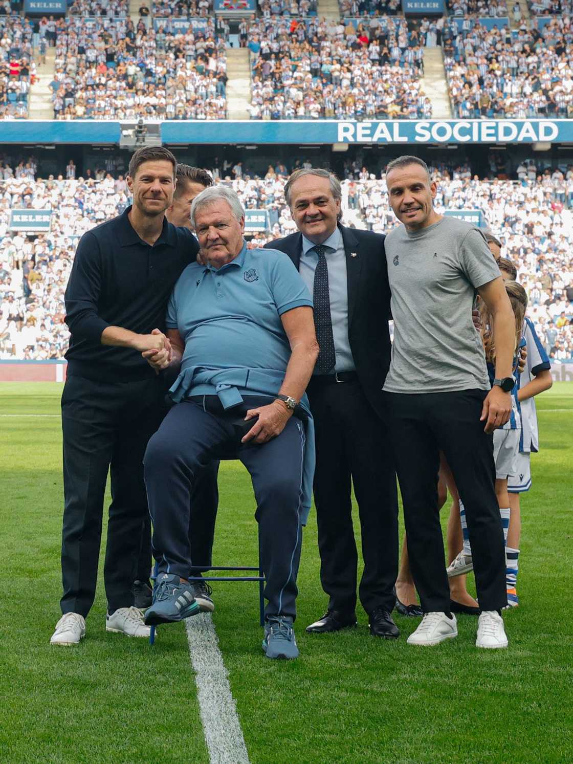 John Toshack Wales national team, John Toshack Xabi Alonso connection, John Toshack pneumonia recovery, John Toshack honoured in Spain John Toshack Wales national team, John Toshack Xabi Alonso connection, John Toshack pneumonia recovery, John Toshack honoured in Spain
