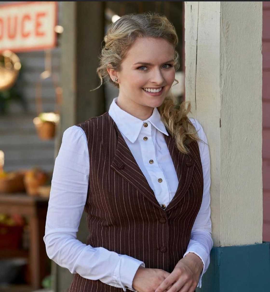 Andrea brooks Andrea brooks