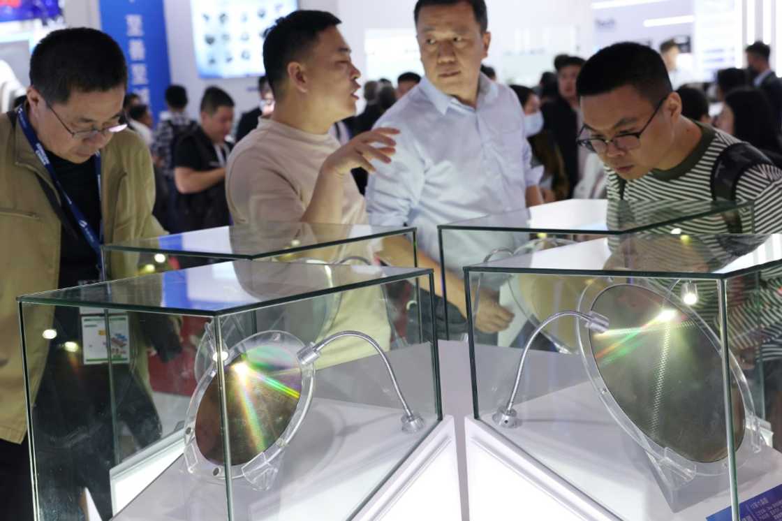 The United States added dozens of entities to a trade blacklist, in part to disrupt Beijing's artificial intelligence and advanced computing capabilities The United States added dozens of entities to a trade blacklist, in part to disrupt Beijing's artificial intelligence and advanced computing capabilities