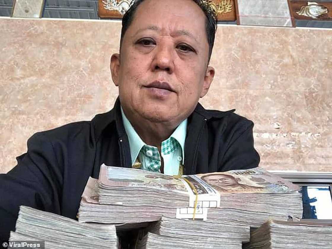 Millionaire businessman offers KSh 31m to man who will marry his virgin daughter Millionaire businessman offers KSh 31m to man who will marry his virgin daughter