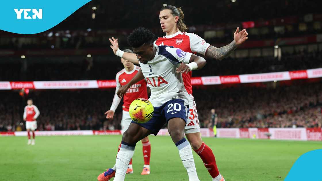 Arsenal 4-1 Tottenham, Mohammed Kudus, Kudus bullies Eberechi Eze, Kudus wins physical duel, Arsenal defeats Tottenham, Kudus vs Eze.