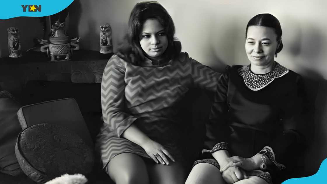 Margaret Johnson (L) and Mayme Johnson (R) Margaret Johnson (L) and Mayme Johnson (R)