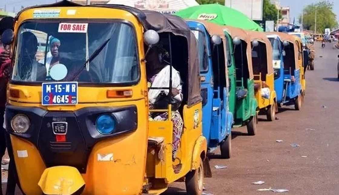 Ghanaian couple, traditional wedding, pragya, bride and groom, social media