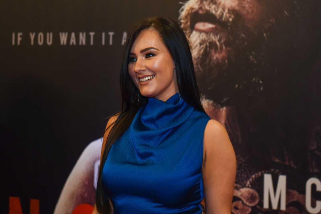 Dee Delvin Dee Delvin