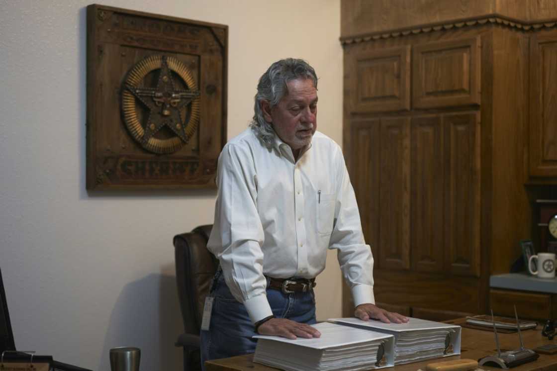 Sheriff Urbino Martinez, of Brooks County, Texas, says his department has information on 913 cases of deceased migrants collected since 2009 in 20 thick binders Sheriff Urbino Martinez, of Brooks County, Texas, says his department has information on 913 cases of deceased migrants collected since 2009 in 20 thick binders