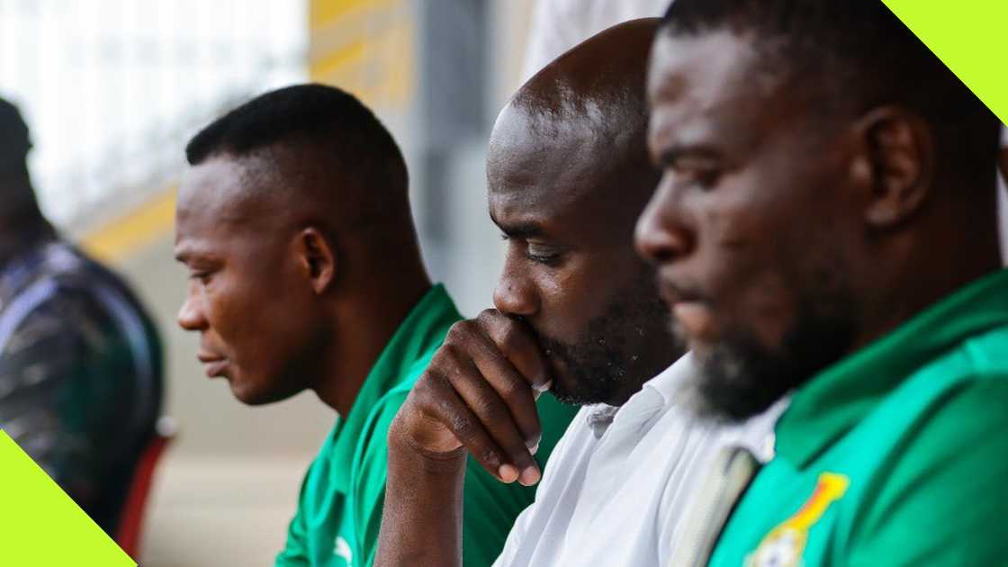 Black Stars head coach Otto Addo flanked by Fatawu Dauda (right) and Joseph Paintsil (left). Photo credit: @Blackstars/X.