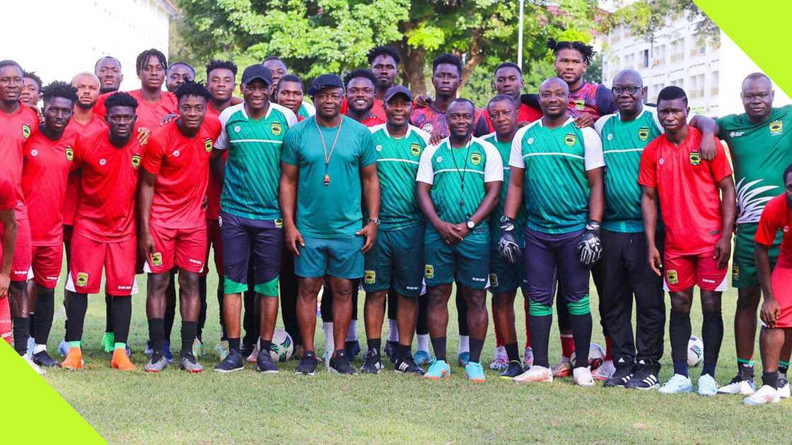 Abedi Pele visits Asante Kotoko training ahead of Legon Cities game.