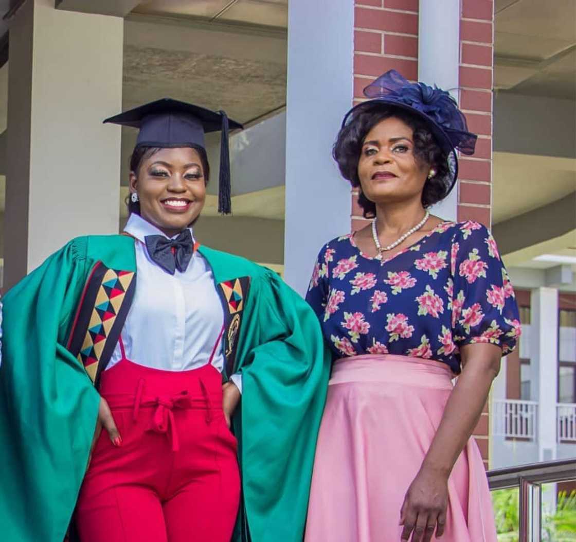 Precious day: Mother and daughter celebrate birthday on same day