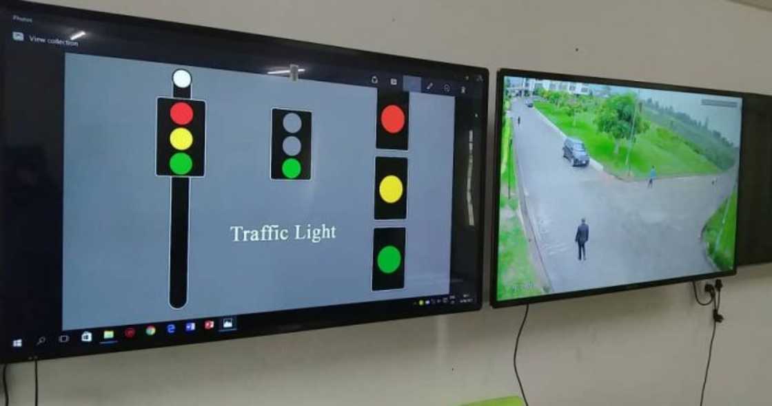 Students from Koforidua Technical University install traffic lights with inbuilt CCTV camera Students from Koforidua Technical University install traffic lights with inbuilt CCTV camera